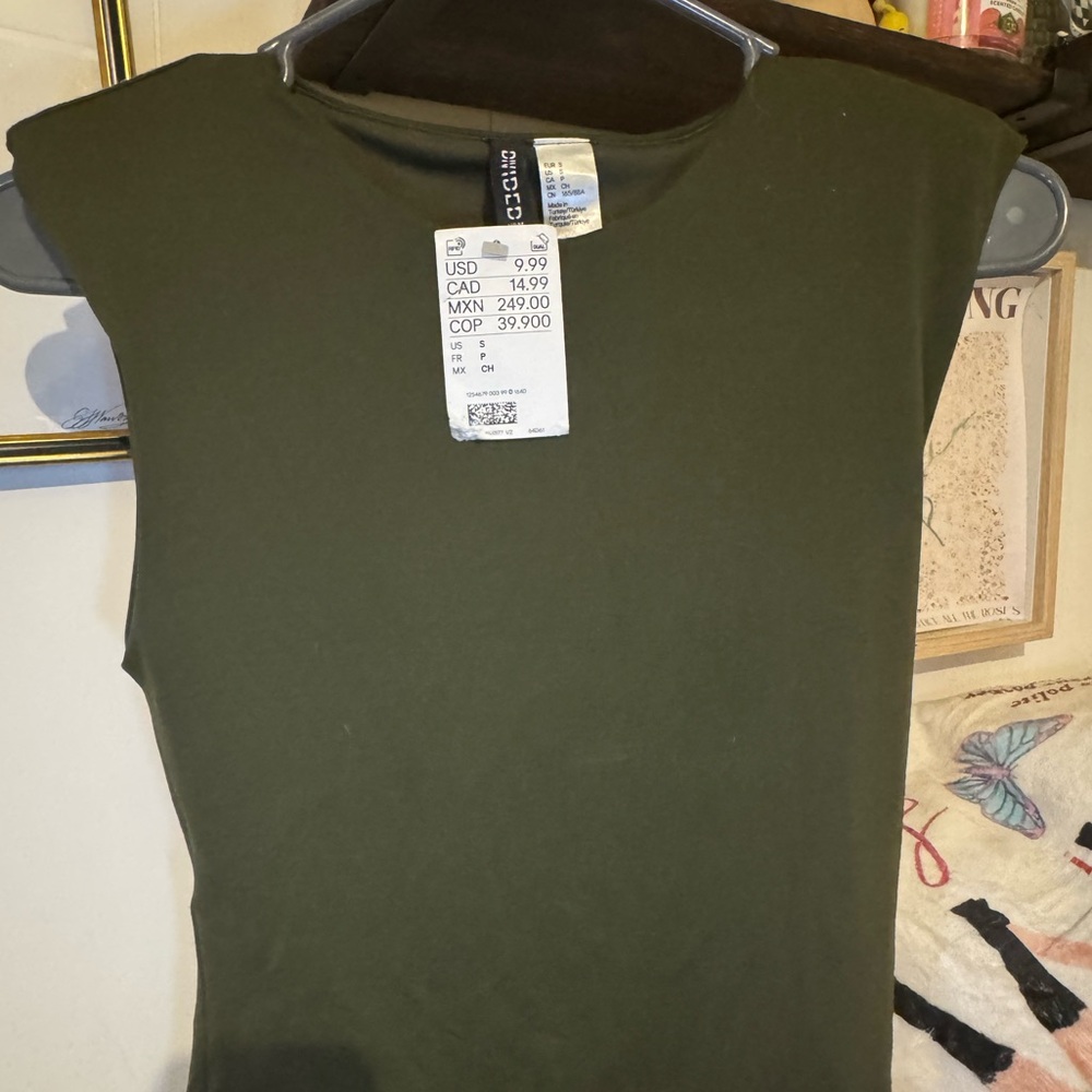 H&M Forrest Green Sleeveless Top with small, subtle shoulder pads.